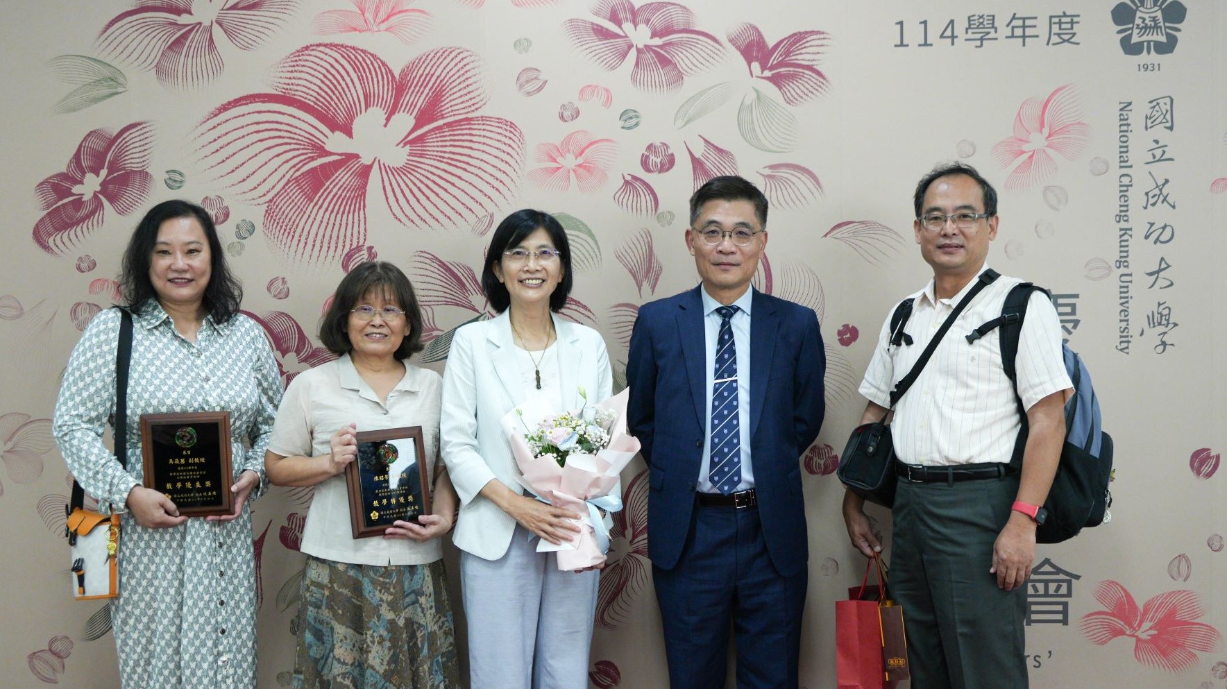 Congratulations to Prof. Chao-Fang Chen (second from the left) for winning NCKU Excellence in EMI Creative Teaching Award in 2025